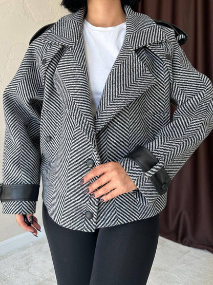 Herringbone patterned blazer